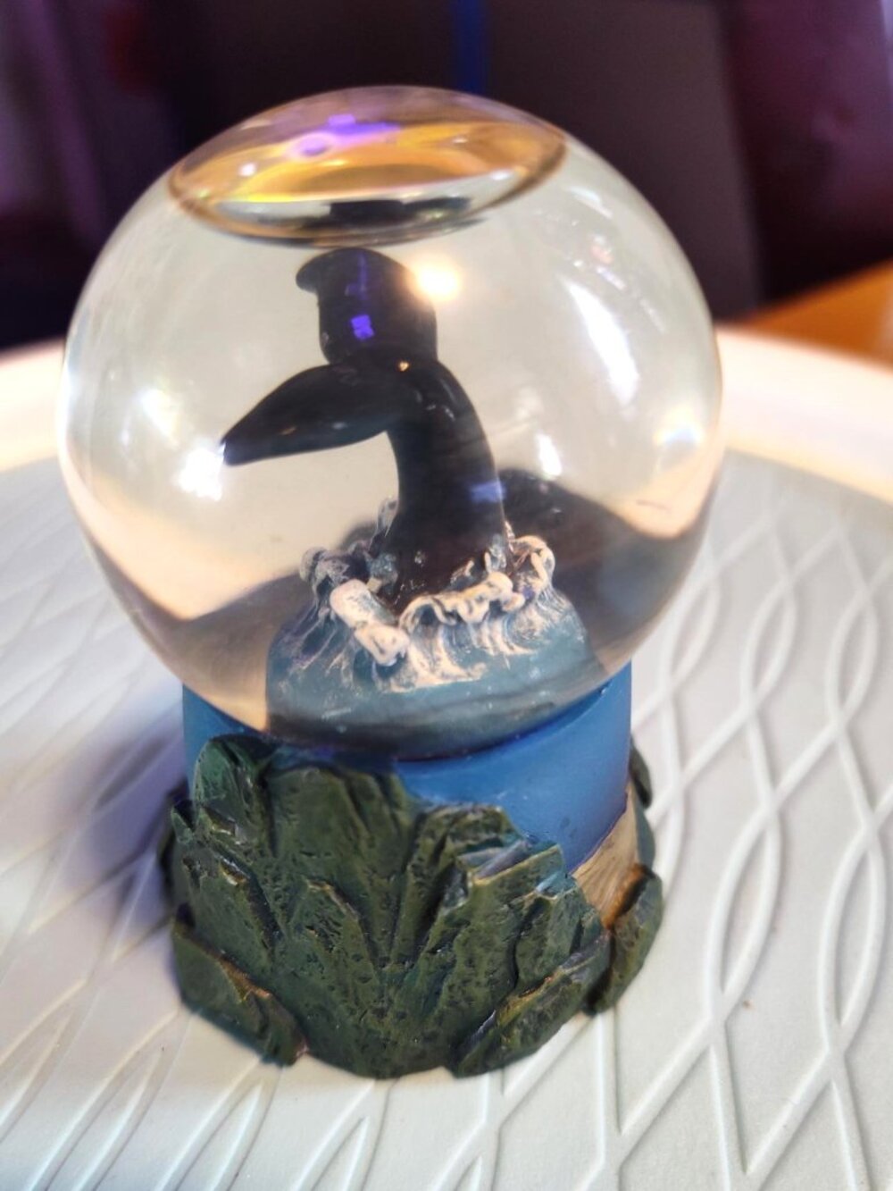 Vintage Wyland Whale Tail Water Globe – “Strength” 2003 #E16209 SHIPS FREE